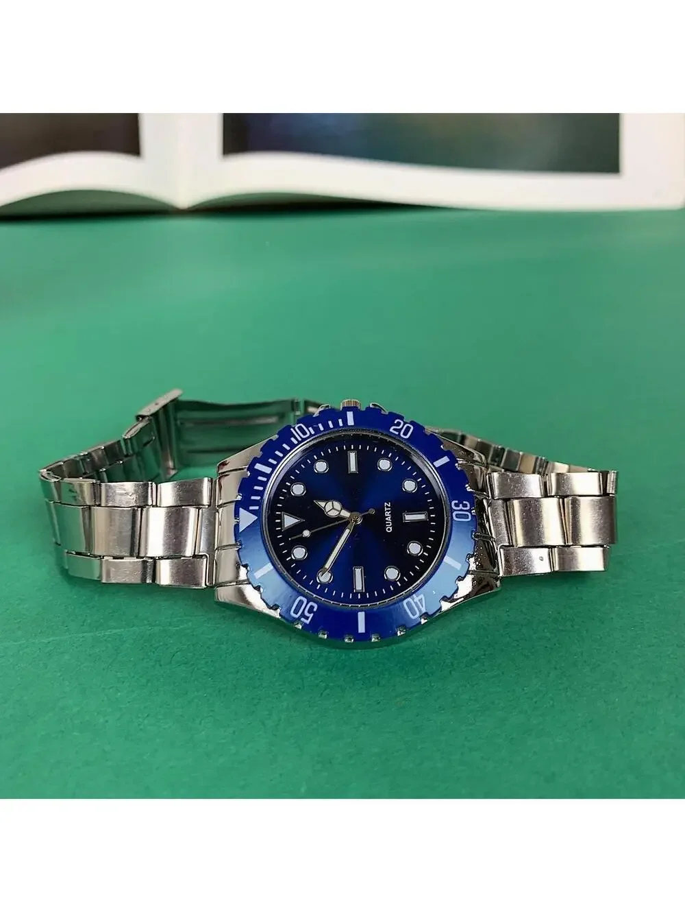 Classy Y2k 2000s vintage style essential minimalist retro stainless steel blue